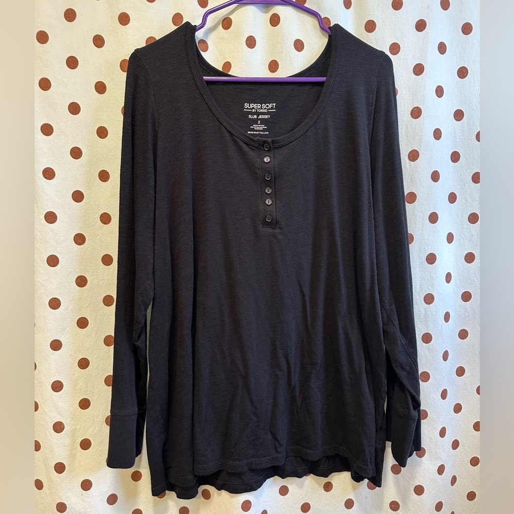 Torrid Super Soft Slub Scoop Neck Long Sleeve Henley, Black, Size 2 (2X 18-20)